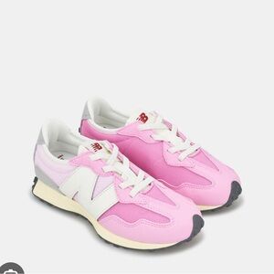 Kids New Balance 327, Size 11, EUC